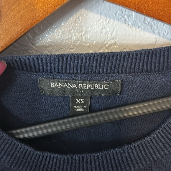 Banana Republic Navy Flutter Sleeve Top - Picture 2 of 9